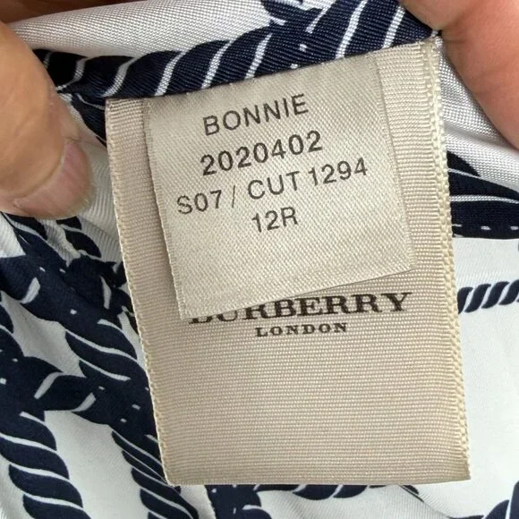 Burberry Bonnie Belt Raincoat Iridescent Cream Detachable Hood Snap Size 12 READ - Picture 9 of 16